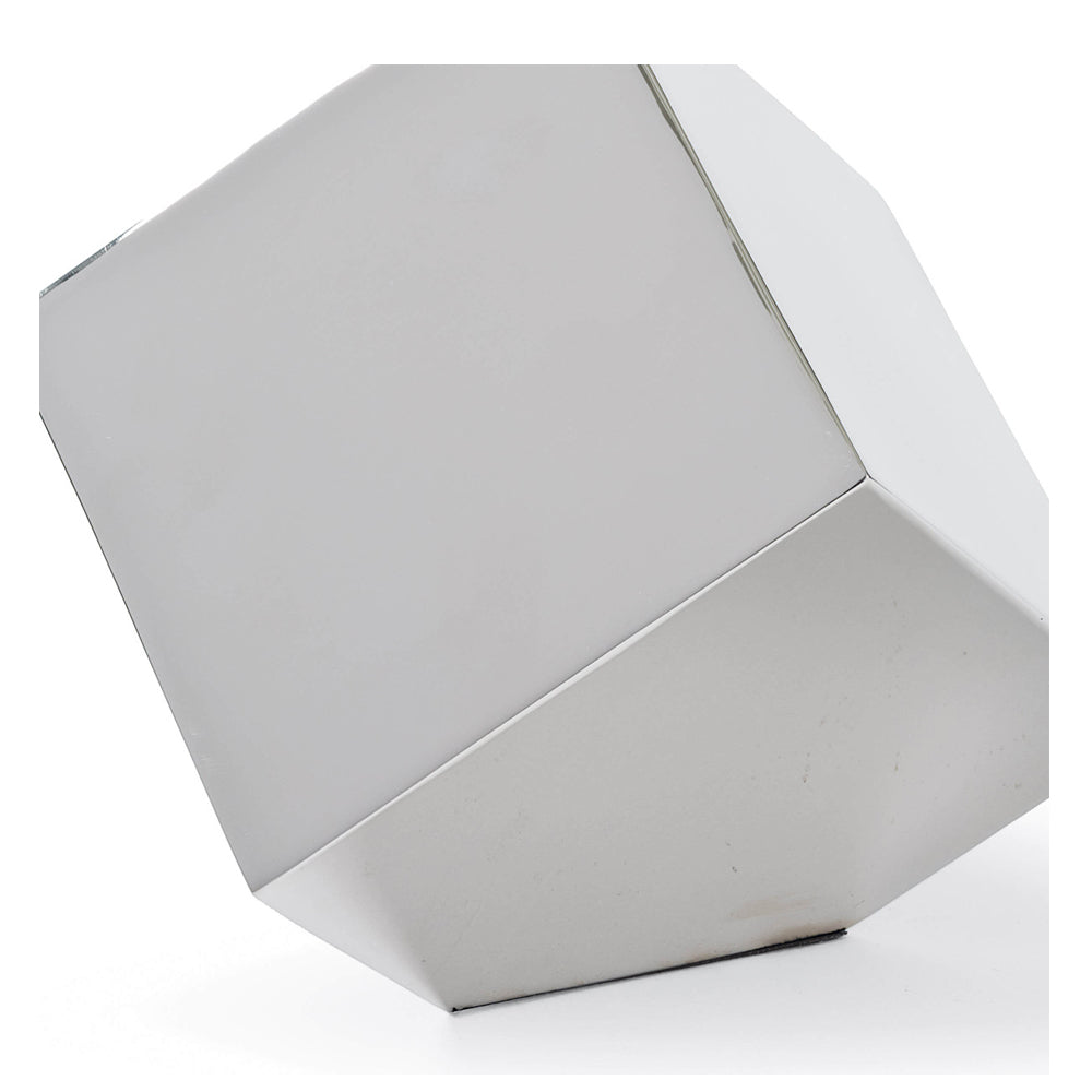 Closed Standing Cube